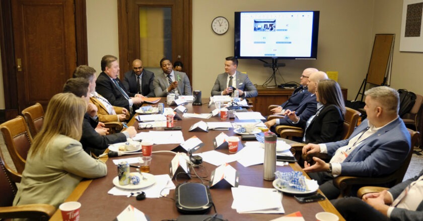 Provincial Ministers meeting with MAMI's board